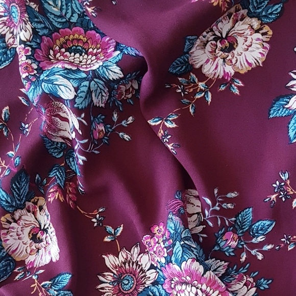 PINK REPUBLIC Plum Floral Cami Tank Top - Picture 5 of 9